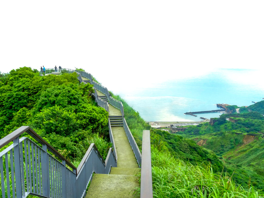 海へ続く道！台湾の穴場絶景・報時山へ行く方法
