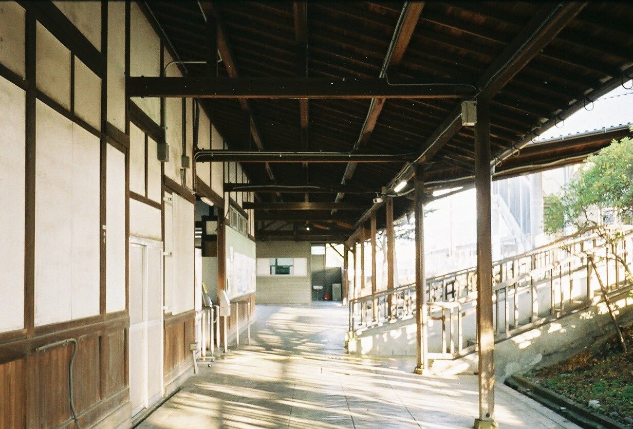 feature#1 畝傍駅 〜昭和の香り漂うレトロな木造駅舎〜